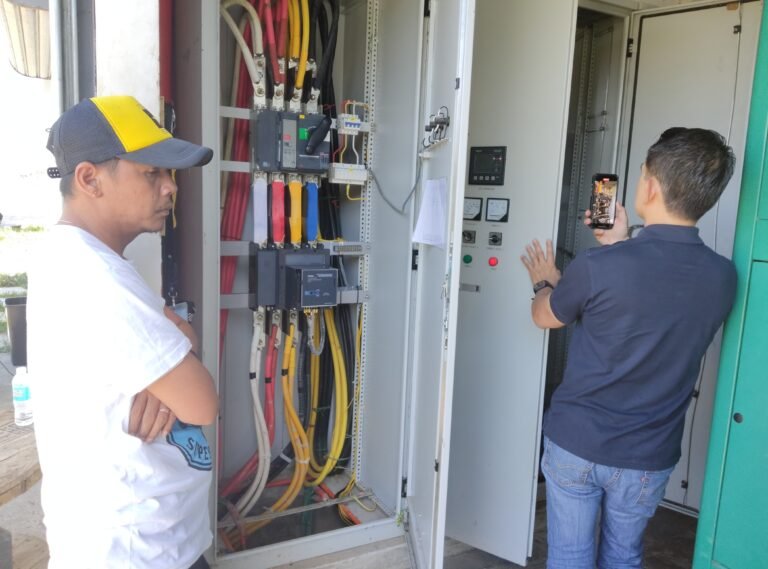 Completed 100kW 215kWh C&I solar energy‑storage project for Malaysia factory, peak shaving, backup power solution for industrial plant