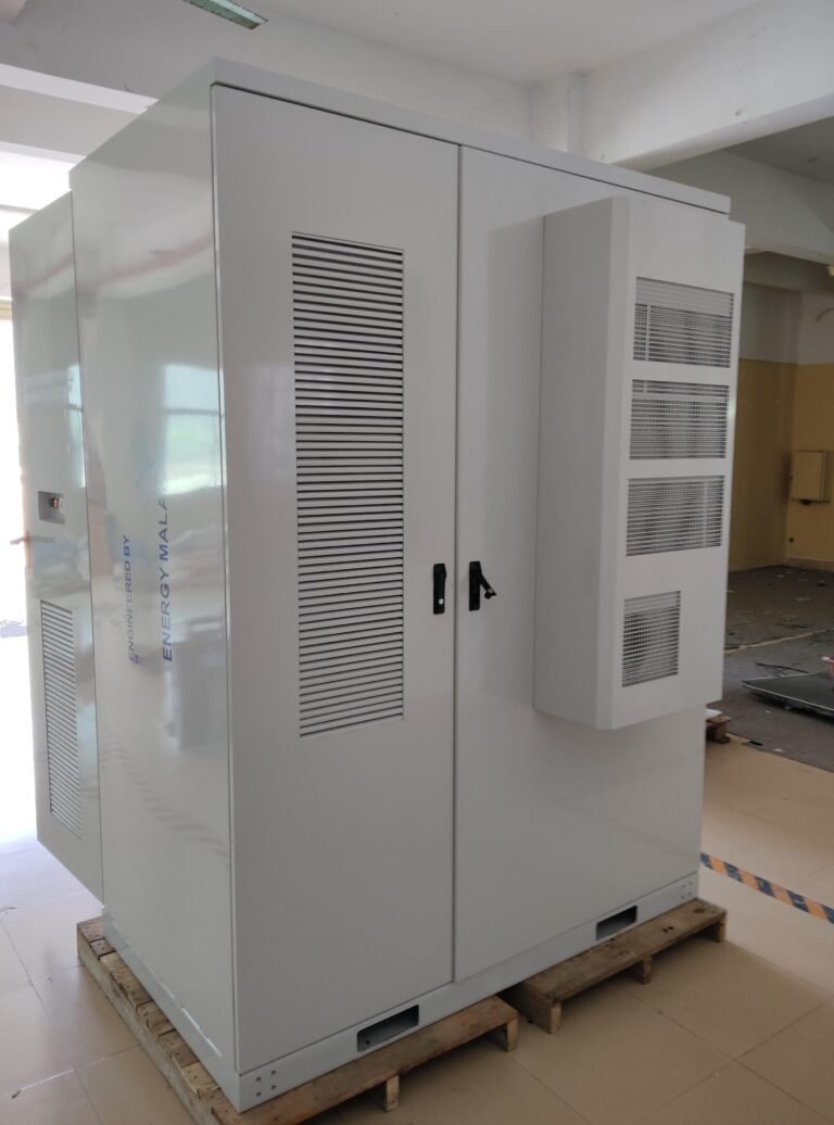 Grid‑tied solar plus storage system 100kW 215kWh for Malaysia commercial factory peak shaving application