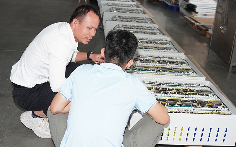 Technical discussion on HMX ENERGY commercial energy storage battery system